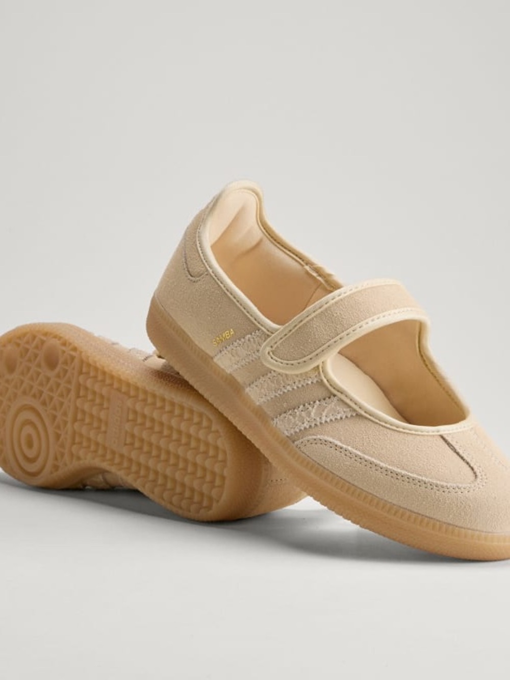 NWT Adidas Samba Janes in Sand Strata